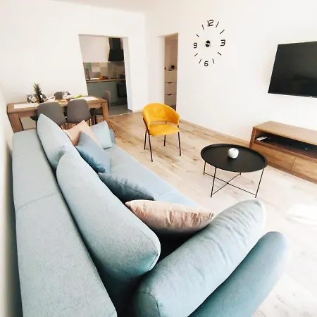 Dori Apartment *